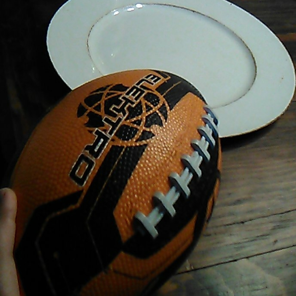 Football - Picture 4 of 4